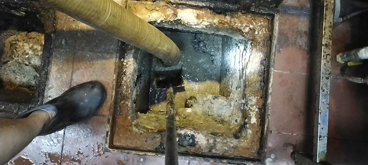 日喀则化油池清理-污水池清掏